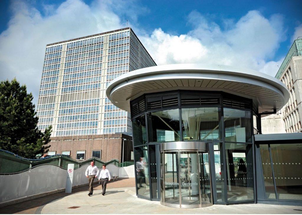 Returning an old UK driving licence to the DVLA by post
